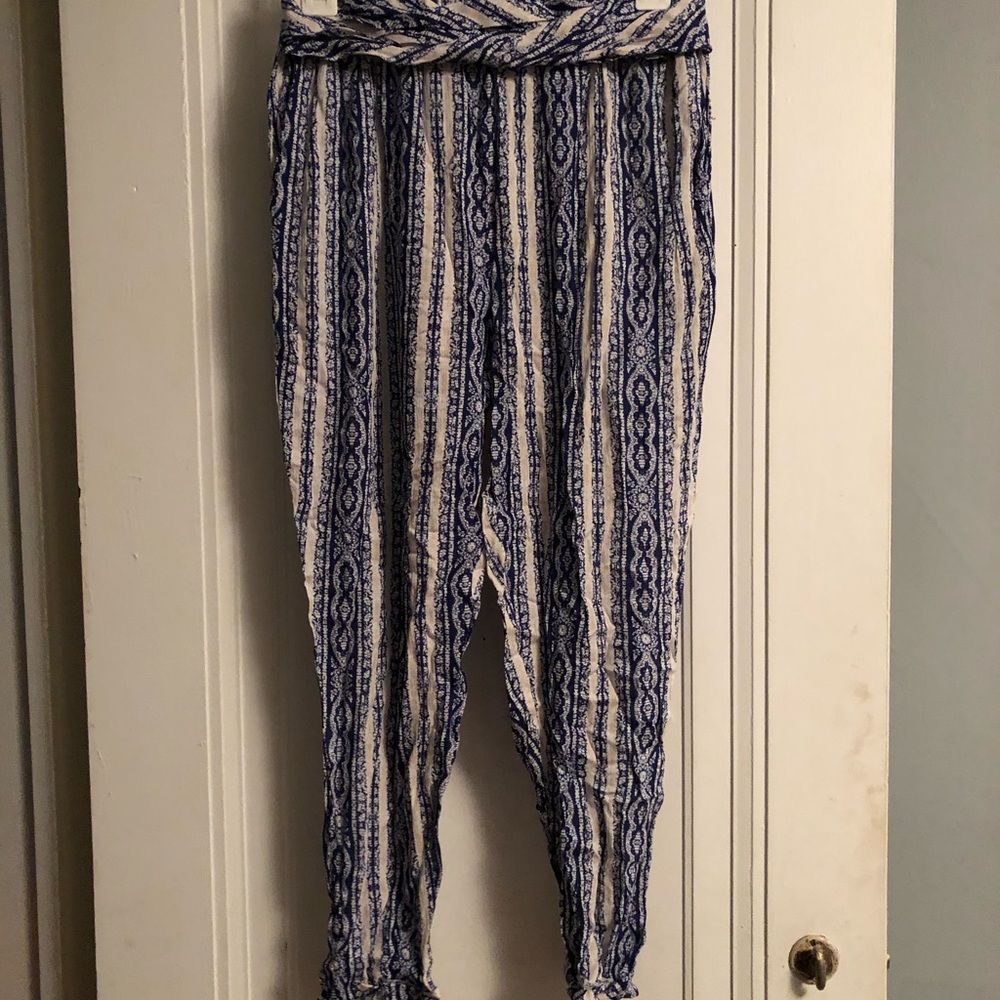 Flowy joggers